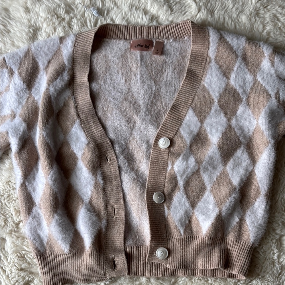 Women's Tan and White Argyle Sweater